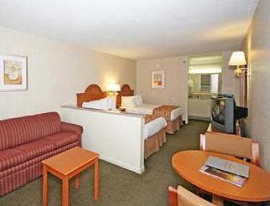 Ramada By Wyndham Asheville / Biltmore West الغرفة الصورة
